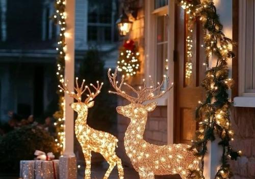 Новогоднее оформление дворика частного дома [7 фото]