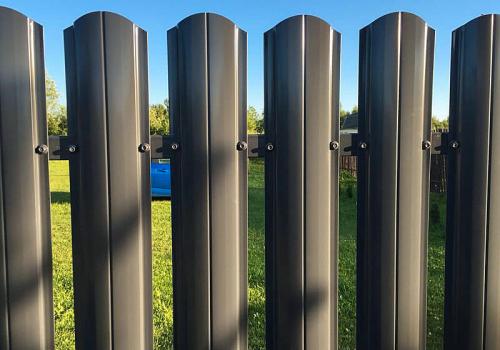 Выбираем стильный забор на зависть соседям