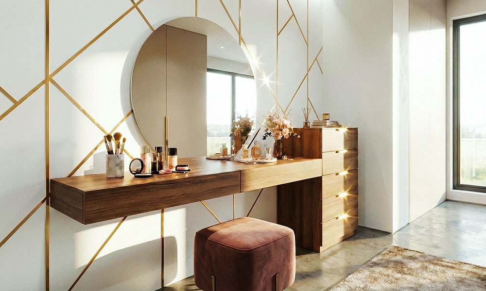 Декор стены цветными молдингами