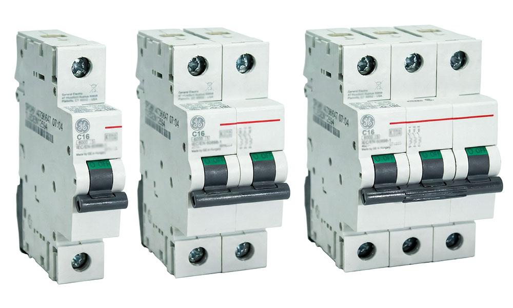 Виды автоматов по количеству полюсов.