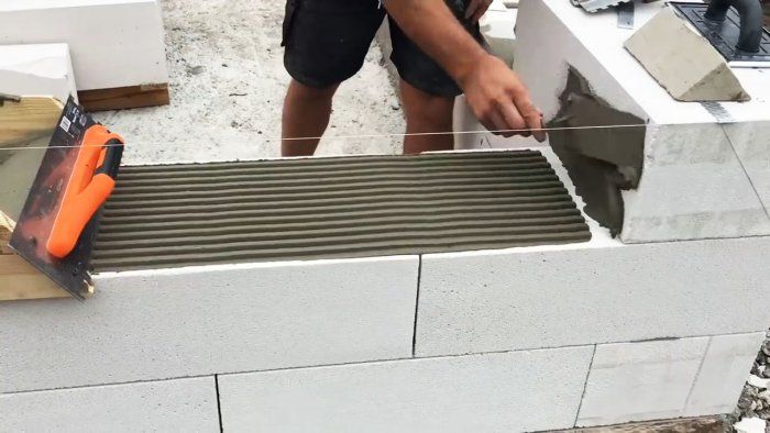 кладка блоков из газобетона на клей